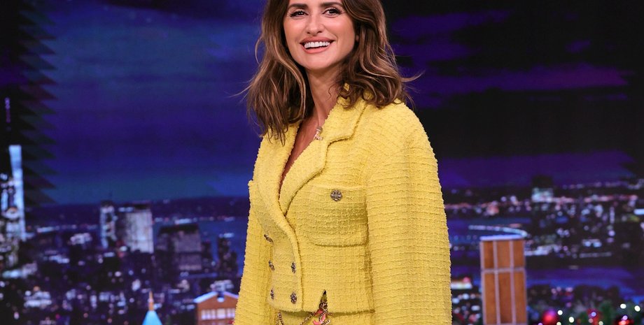 Пенелопа Крус, твидовый жакет, модные тренды, тренды 2022, твидовый костюм