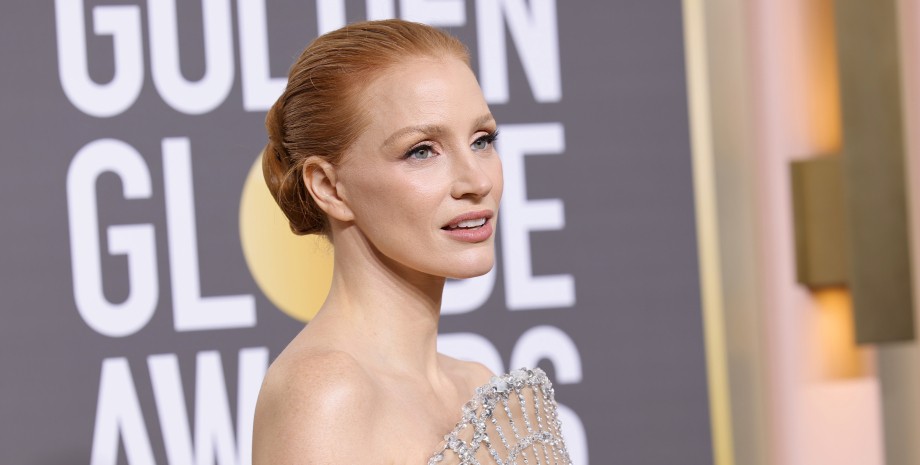 Джессіка Честейн Джессіка Честейн, Джессіка Честейн стиль, ідеальний діловий образ на літо 2023, ділова мода 2023, штанний костюм