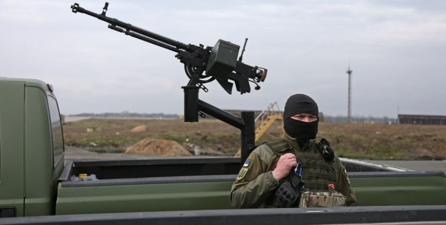 Мобильные огневые группы оказались в поле зрения диверсантов РФ, которые устанавливают на них GPS-трекеры, рассказал Сергей "Блеш" Бексрестнов