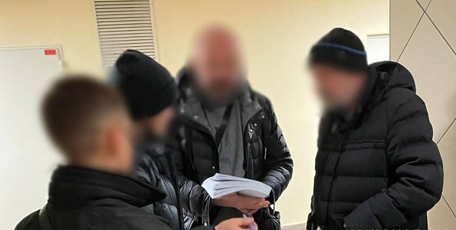 Поліція, ексчиновник, ухилянти, мобілізація в Україні, війна, фото