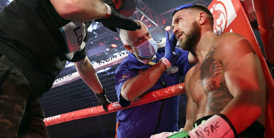 бокс, Василий Ломаченко, Теофимо Лопес, Травма, Реванш