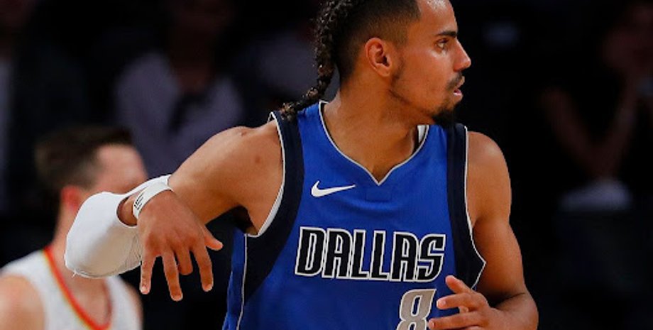 Джиан Клавелл