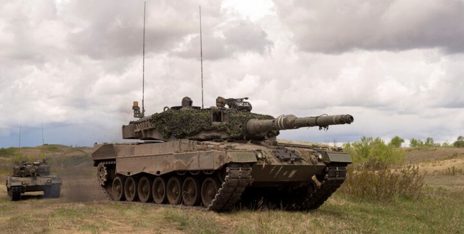 Канадские Leopard 2A4 Канадские Leopard 2A4