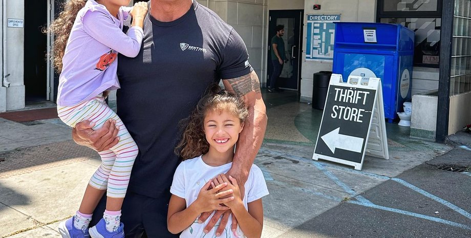 Дуэйн Джонсон, дети, дочери