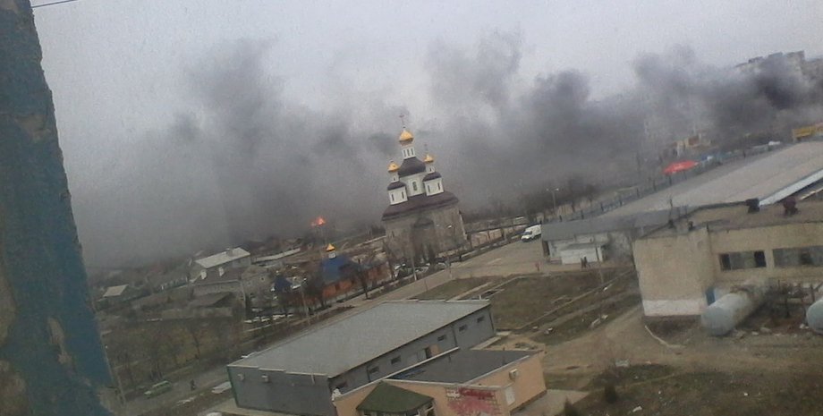 Мариуполь. Место обстрела / фото vk.com/mariupol0629