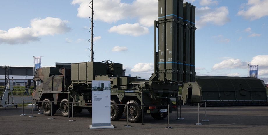 IRIS-T, пво IRIS-T, IRIS-T пво, IRIS-T что это, зрк IRIS-T, IRIS-T зрк