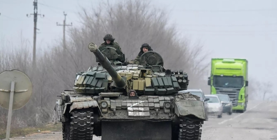 танк російсько-українська війна, росія збільшує виробництва зброї, росія озброює себе більше ніж нато, плани росії на війну