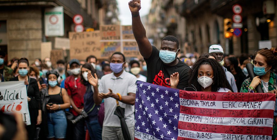 Расизм протест