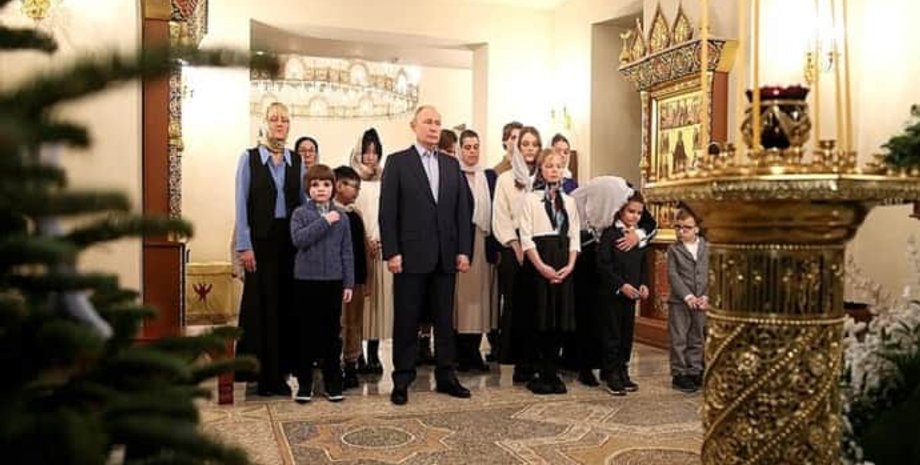 встречи Путина с электоратом, тщательный отбор приглашенных, семьи погибших оккупантов, предвыборная кампания