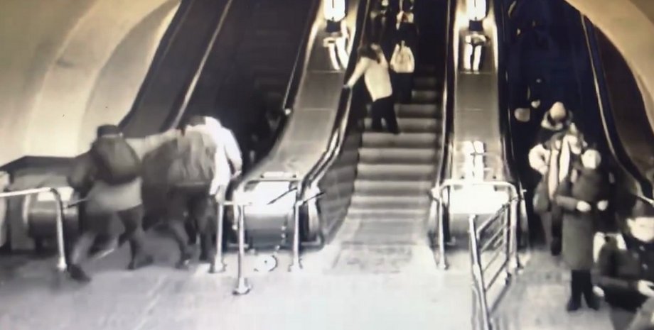 Сергей Шевчук, журналист, напали, нападение, НАШ, метро, C14, националисты, радикалы, праворадикалы