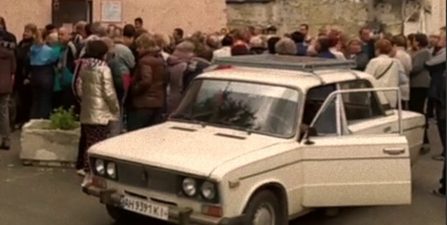 протесты в Мариуполе, протесты возле жкх в мариуполе