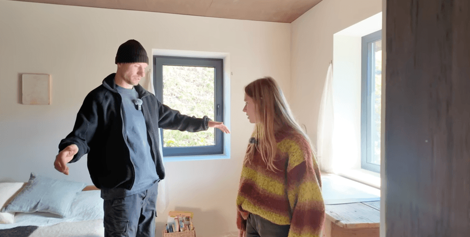 Наташа и Юра восстановили столетнюю гуцульскую хату в Карпатах