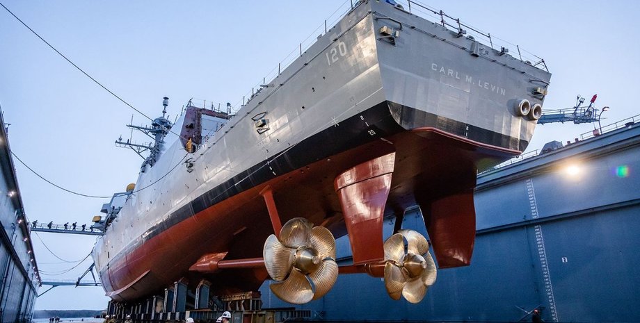 новий ракетний есмінець