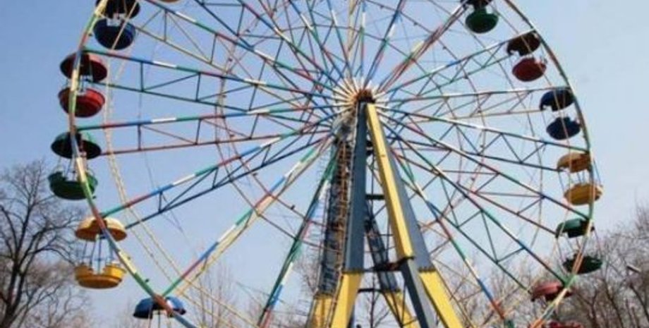 колесо обозрения