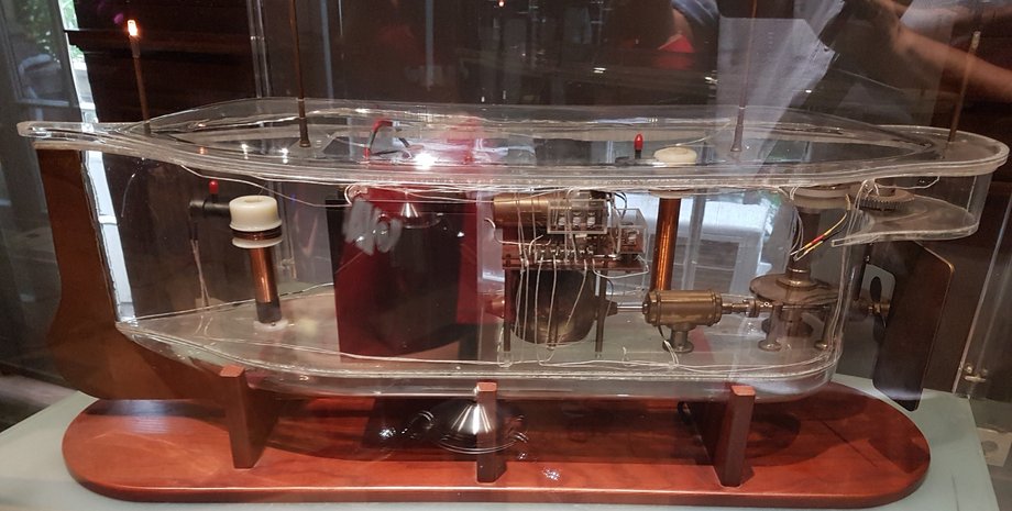 Лодка, Никола Тесла