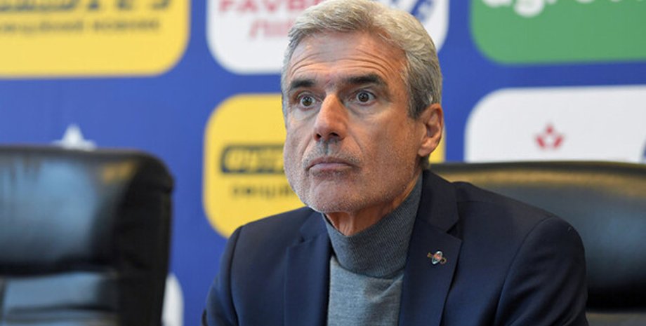 Футбол, ФК Шахтар, Головний Тренер, Луїш Каштру, Олександр Денисов, Де Дзербі