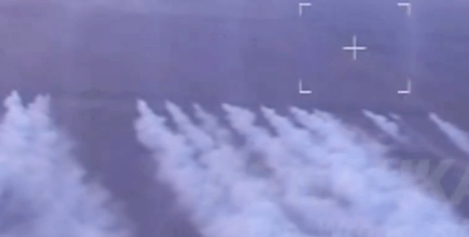 Ruské jednotky se pokusily zaútočit pod bigorivou pod kouřovou oponou, takže int...