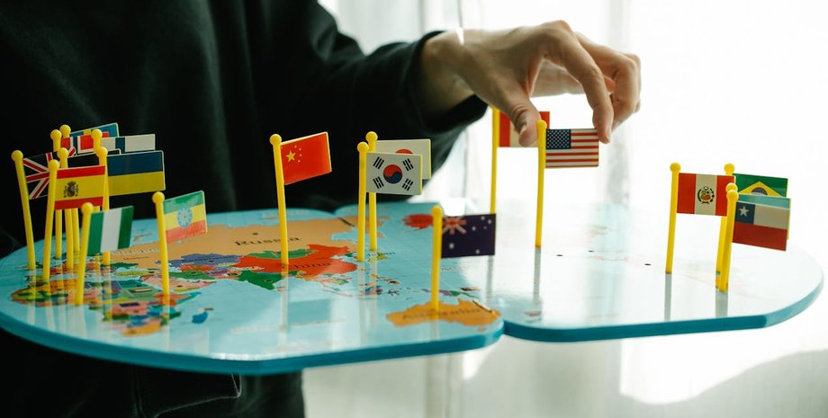 После распада коммунистического блока единственными по-настоящему влиятельными альянсами были те, где лидировали США