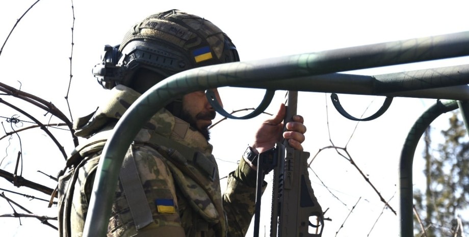 Украинский военный, ВСУ, Силы обороны, война РФ против Украины, мобилизация, отсрочка