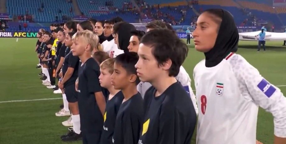 сборная Ирана футболисткам Ирана угрожает опасность