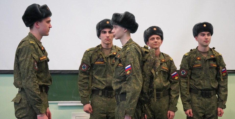 Российские курсанты Курсанты, ВС РФ, российские оккупанты, война РФ против Украины, российское вторжение