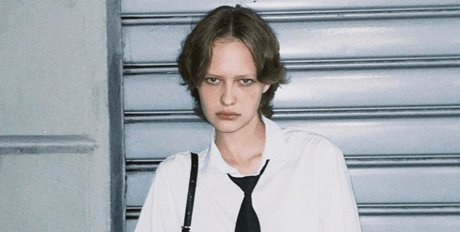 украинская модель Крис Кристал появится в Дьявол носит Прада 2