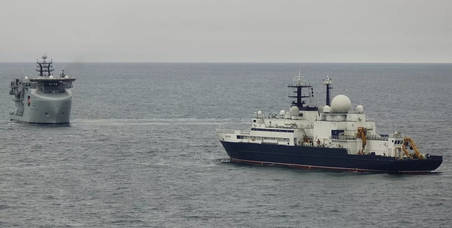 российское судно янтарь