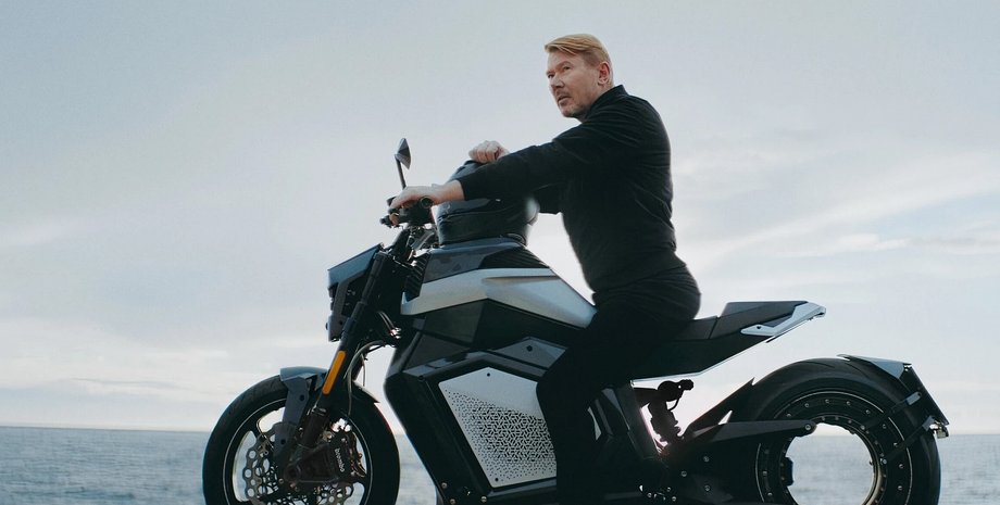 Міка Гаккінен, електромотоцикл Verge, Verge TS Pro