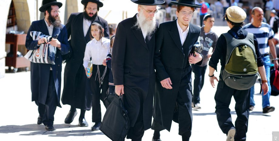 Фото: maxzolotuhin