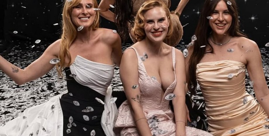 Румер Уиллис , Деми Мур, Таллула Уиллис, Скаут Уиллис