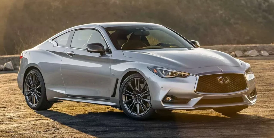 купе Infiniti Q60