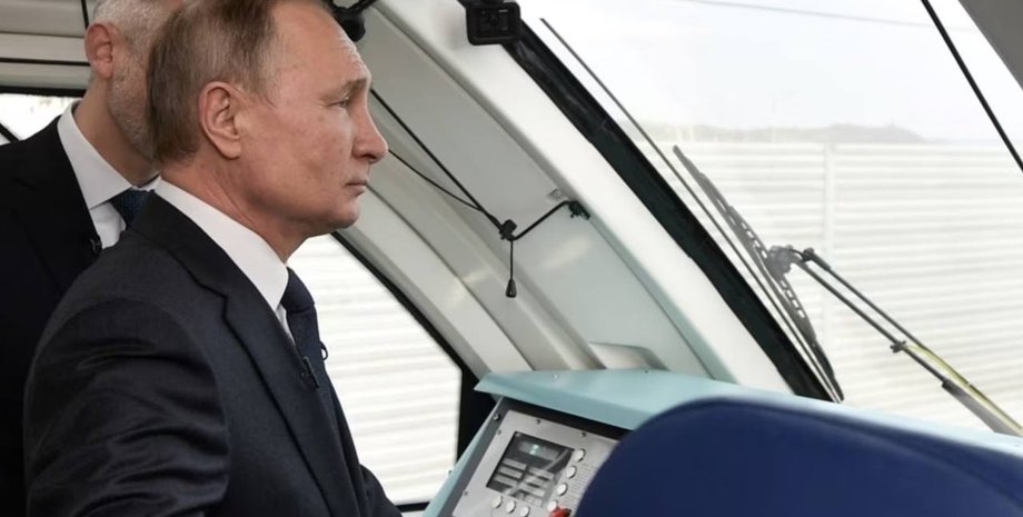 Владимир Путин, безопасность, самолет, бронепоезд, поездки