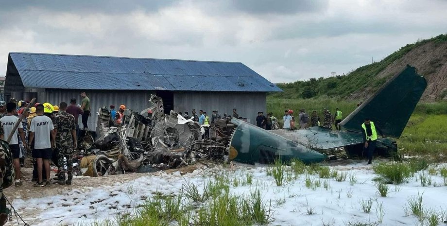 непал, авиакатастрофа, разбился самолет