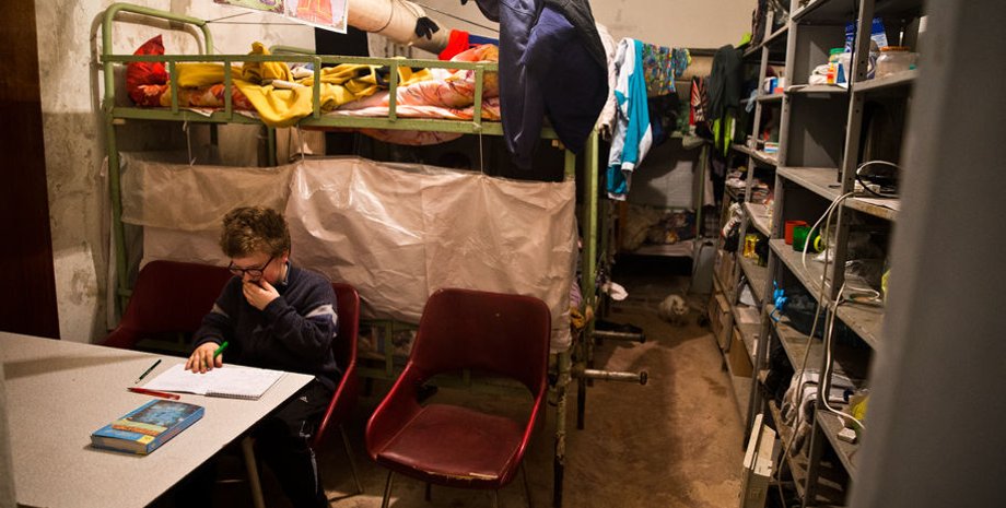 Дети в оккупированном Донбассе / Фото: Новая Газета