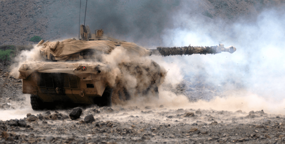 AMX-10RC, легкі танки, франція, себастьян лікарню, постачання україні