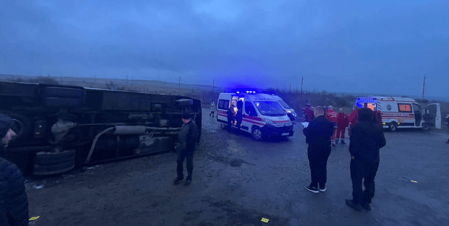 Львов-Липовец, дтп, авария, автобус, Прилбичи, автобус эталон, Volkswagen Phaeton