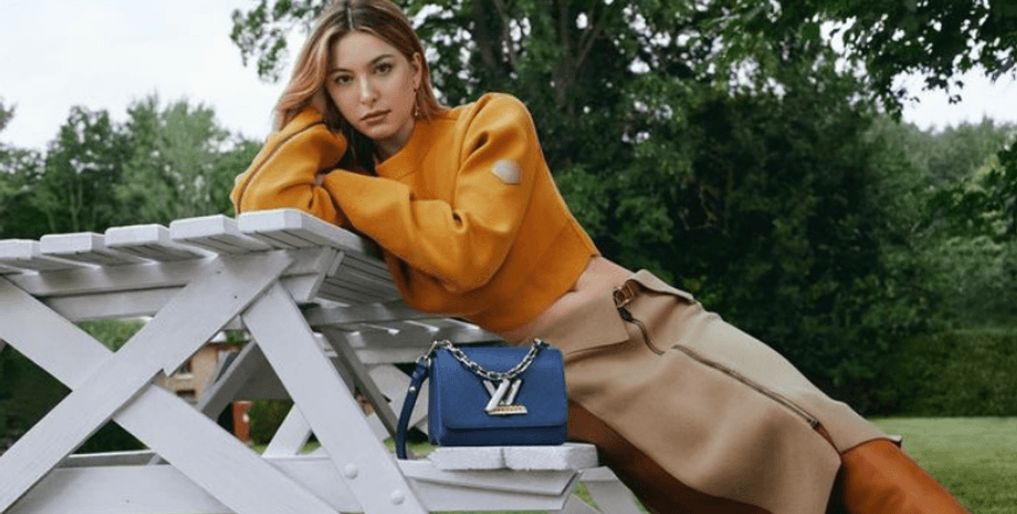 Ив Джобс, стол, лавка, деревья, парк