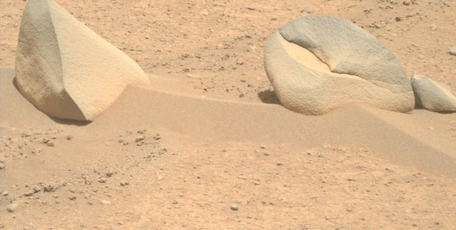 Марс, камни