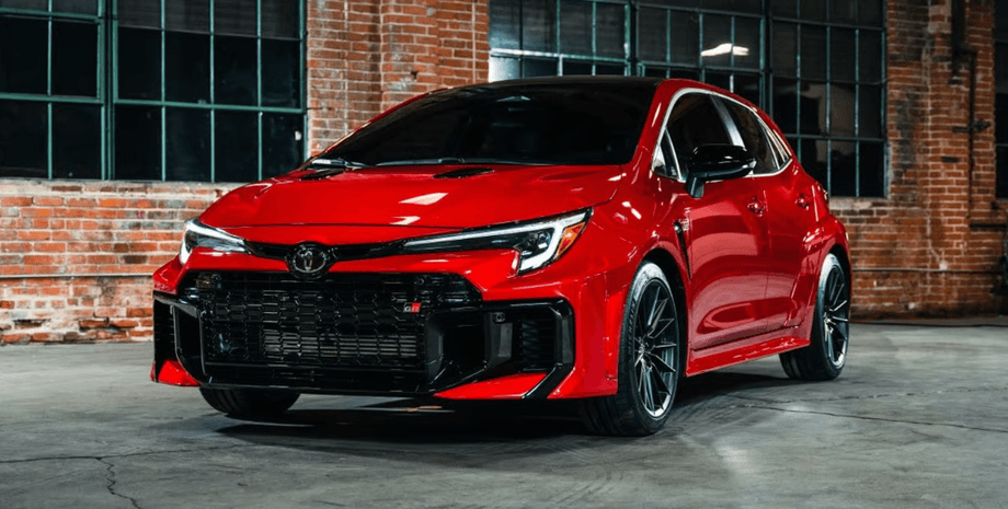 Toyota Corolla, лучшие автомобили 2025 года