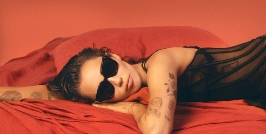 Майли Сайрус, Элизабет Херли и Билли Рэй Сайрус, отец Майли Сайрус, развод Билли Рэя Сайруса