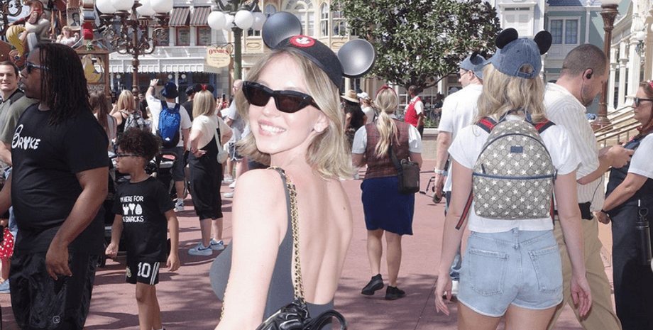 Синди Суини, актриса, Диснейленд, люди