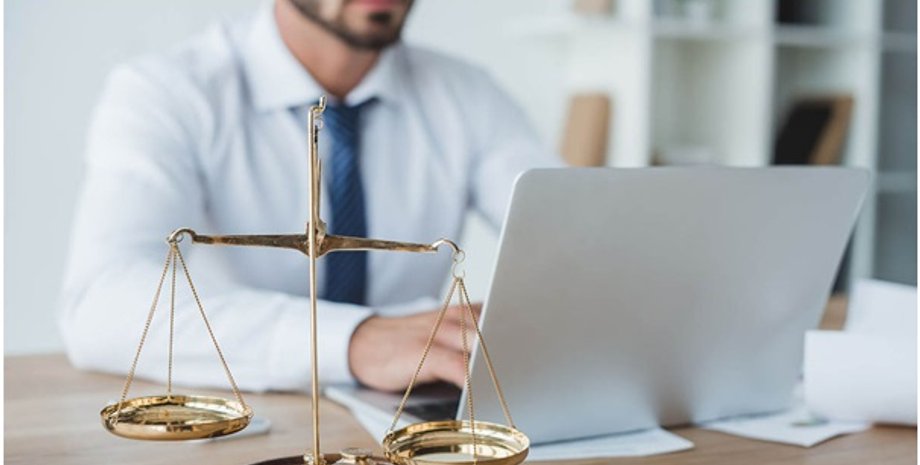 Павел Барбул о 10 глупых вопросах, которые нужно задавать юристу