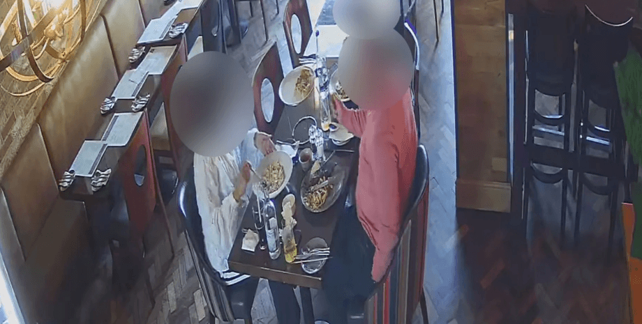 Парочка наелась в ресторане и отказалась платить, они якобы нашли в блюде стекло, попытку мошенничества сняла камера