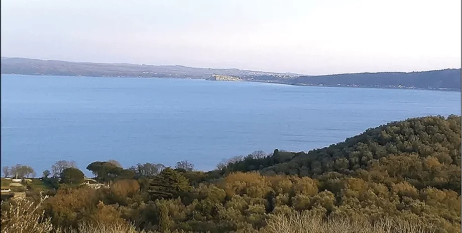 археологія, неоліт, давні Рим, поселення, стародавнє поселення, розкопки, дослідження, затонуле поселення, затоплення, текстиль, тканина, артефакти, давньоримське поселення, Рим