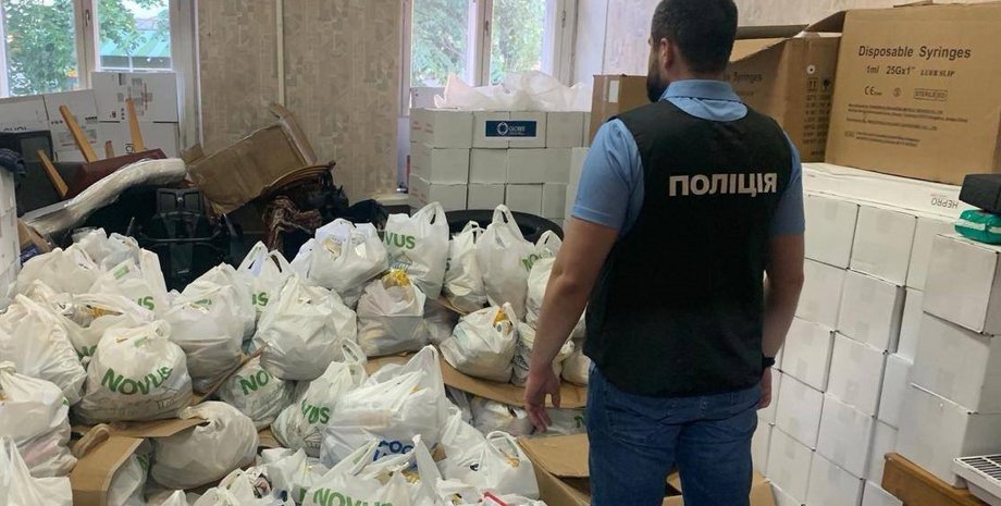 Гуманитарная помощь, Красный крест, фото