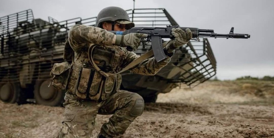 Украинский военный, ВСУ, Силы обороны