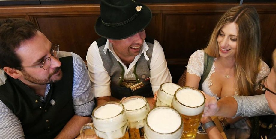 Wirtshauswiesn, фестиваль, пиво,