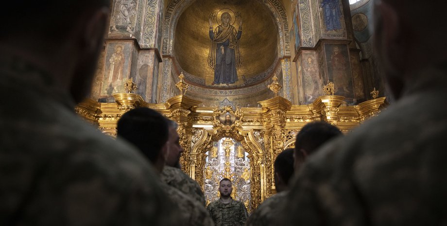 Военные, церковь