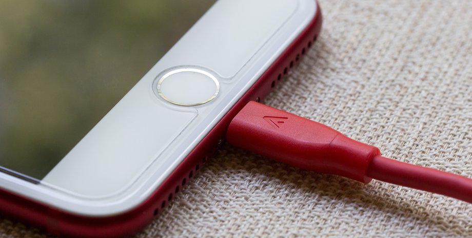 Вдвічі швидше: корисні лайфхаки, які допоможуть батареї смартфона пережити блекаут