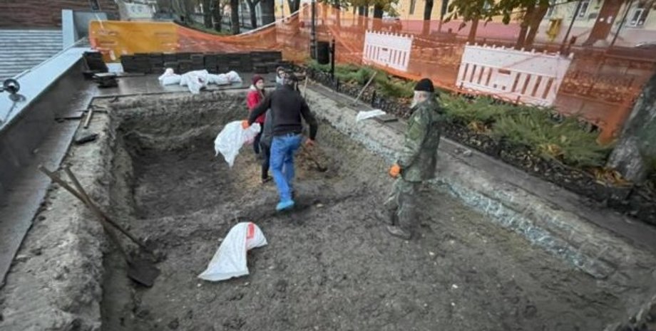 Одесса, археологи, раскопки, монета, Золотая Орда, клад, находки